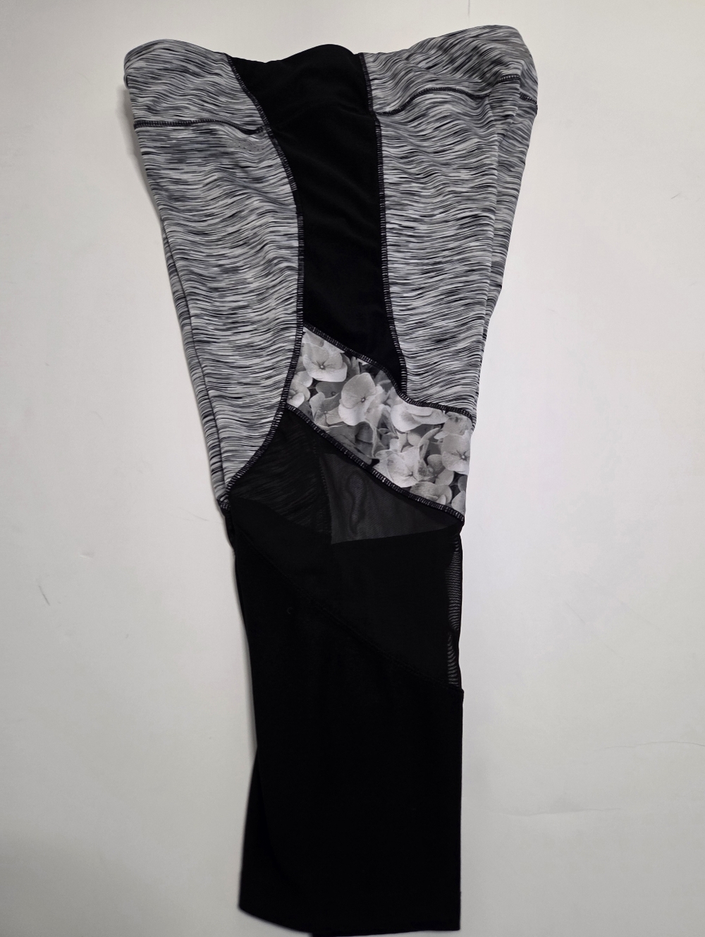 Avia Womens Black Gray Space‎ Dye Floral Mesh Athletic Leggings RA275168 - Picture 2 of 7